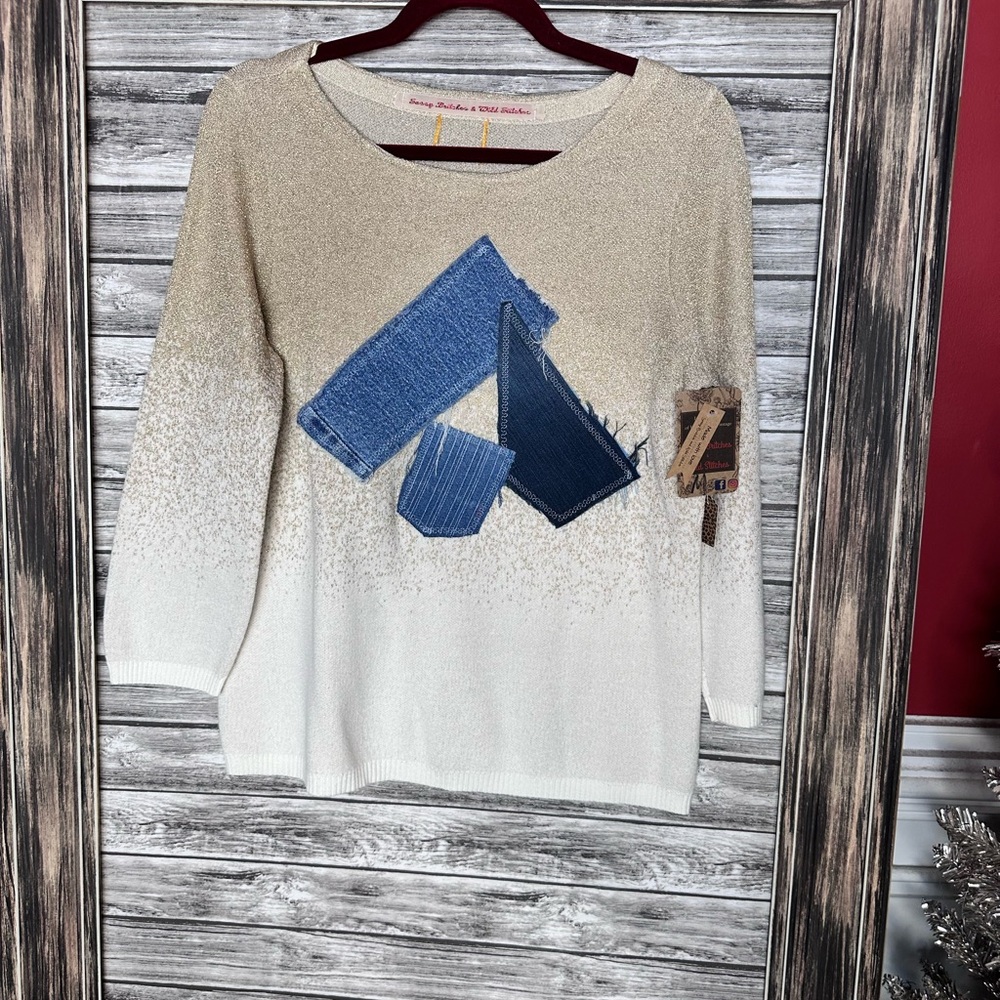Women's Beige and Blue Sweater